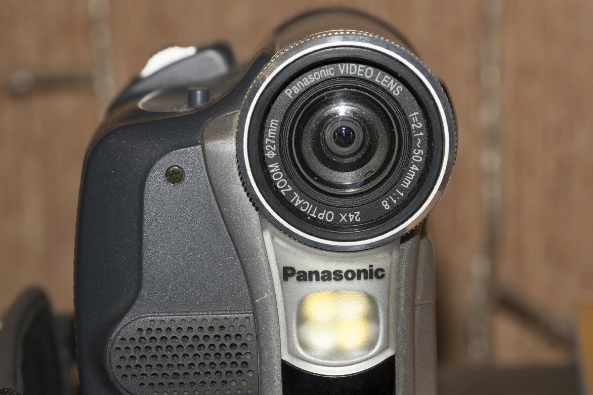 Ретро-техника. Видекамера Panasonic NV-GS11 из счастливых нулевых. |  Зелёный ёжик | Дзен