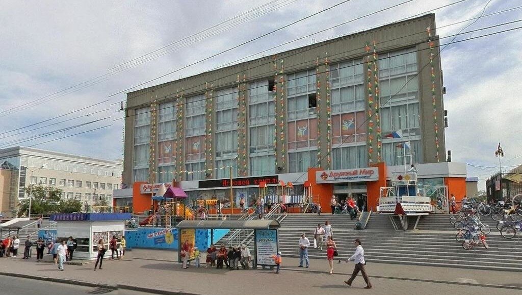     Теперь фирмой руководит Кирилл Чертов.