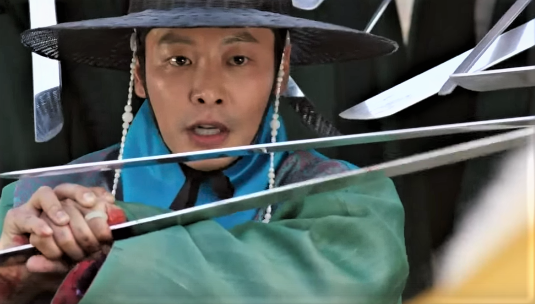 Ким Дон Ук в роли Него.