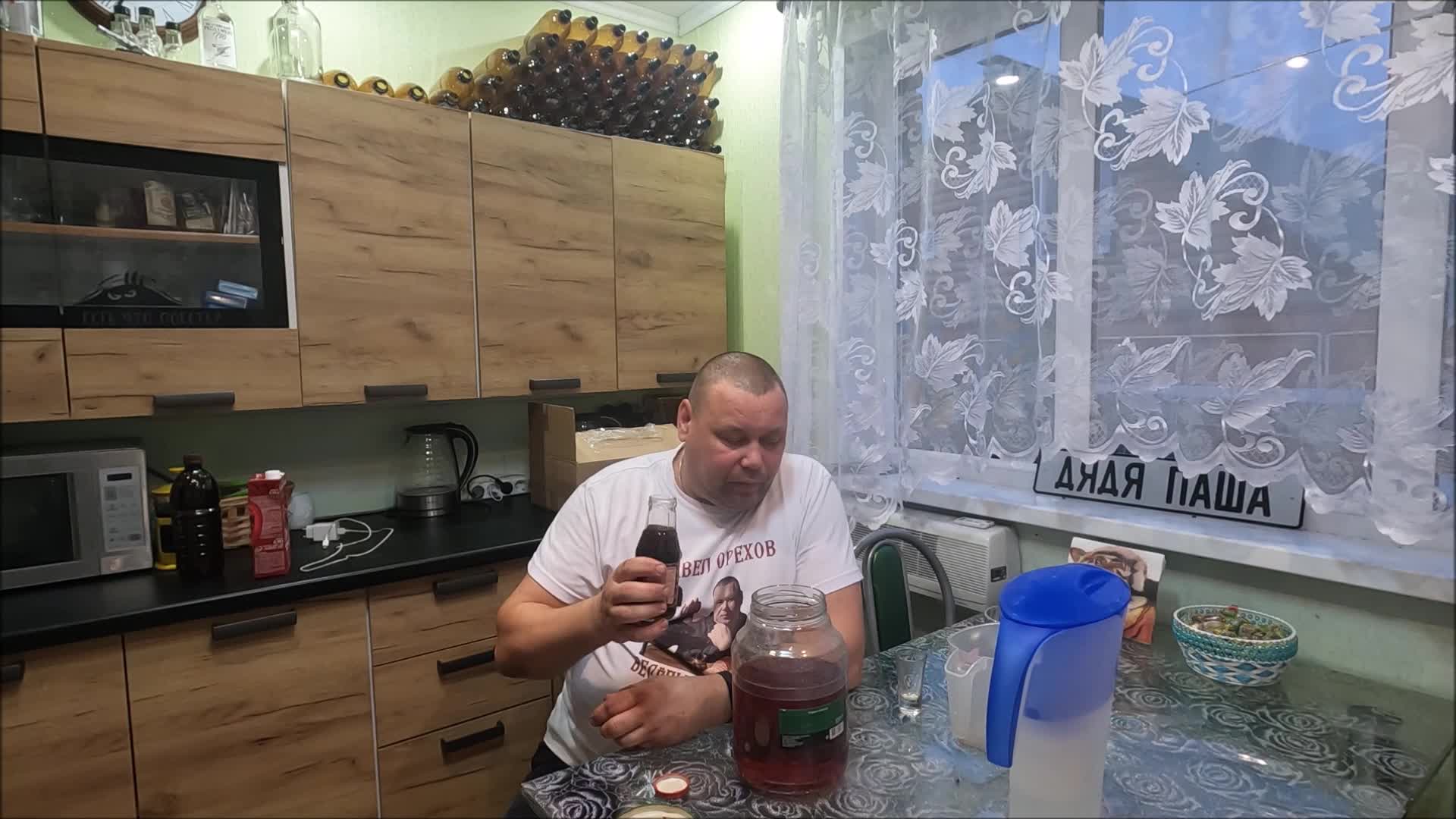 Дядю пашу видео. Дядя дальнобойщик. Дядю пашу видео. Дядю пашу видео. Дядю пашу видео.
