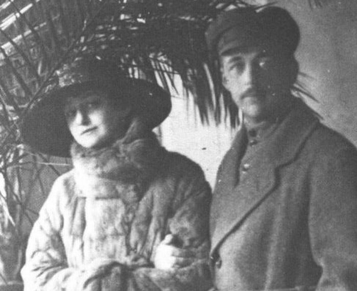 Елена Сергеевна со вторым мужем Евгением Александровичем Шиловским