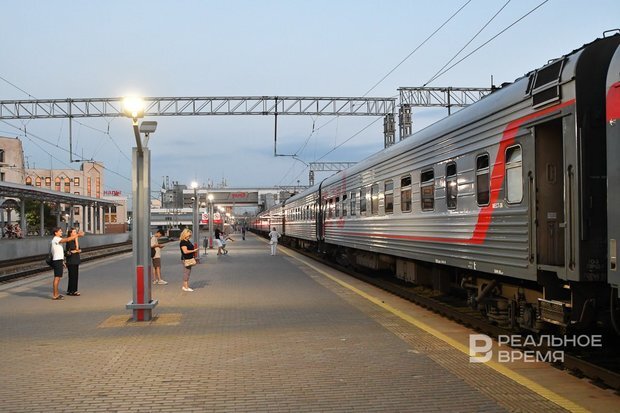 Поезд татарстан фото На модернизацию железнодорожной линии в аэропорт Казани просят миллиард рублей Р