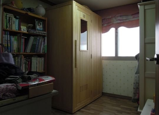 Это у вас шкаф для одежды? Ой, ну что вы, это шкаф для Чонмина!