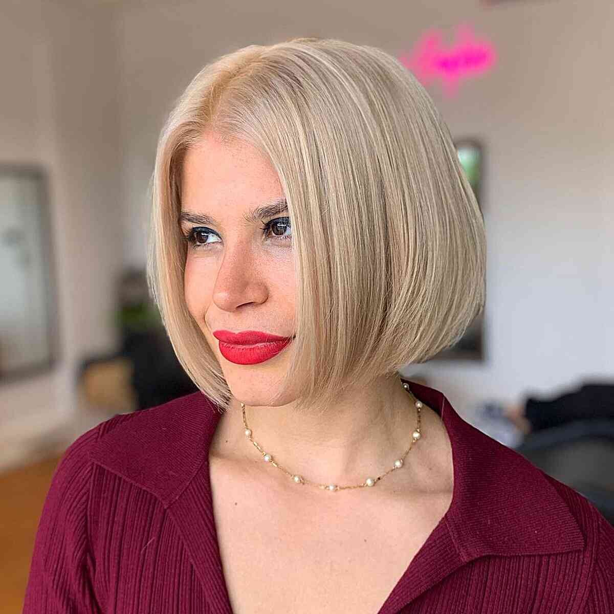 Элина Камирен стрижка