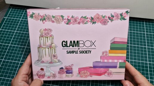 Распаковка ДР коробочки GlamBox, в честь 13-летия сервиса.