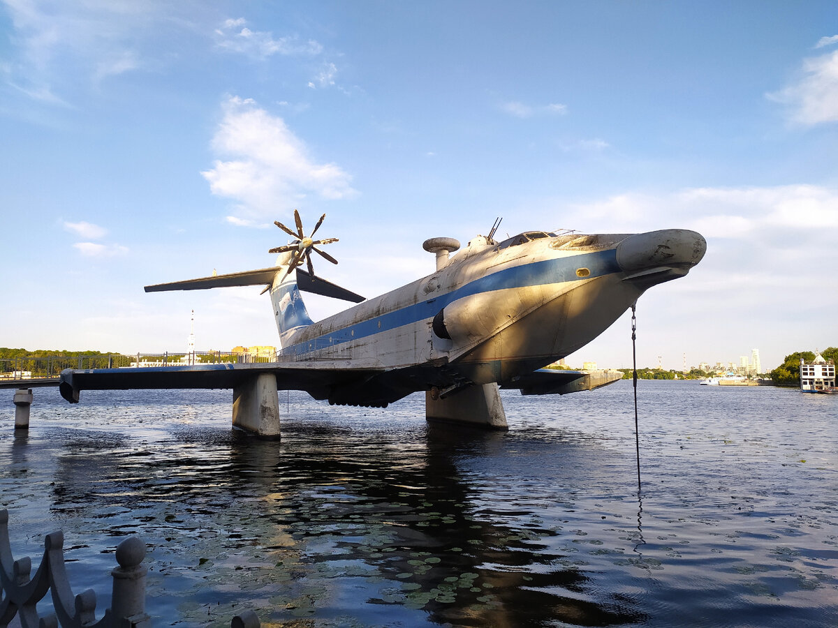 Экраноплан "Орлёнок" \фото автора \листайте далее