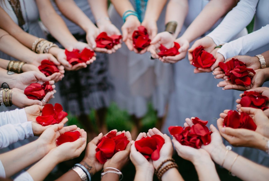 Иллюстративный материал заимствован  из  общедоступных ресурсов  интернета, не содержащих  указаний на авторов этих материалов и каких-либо  ограничений для их заимствования.