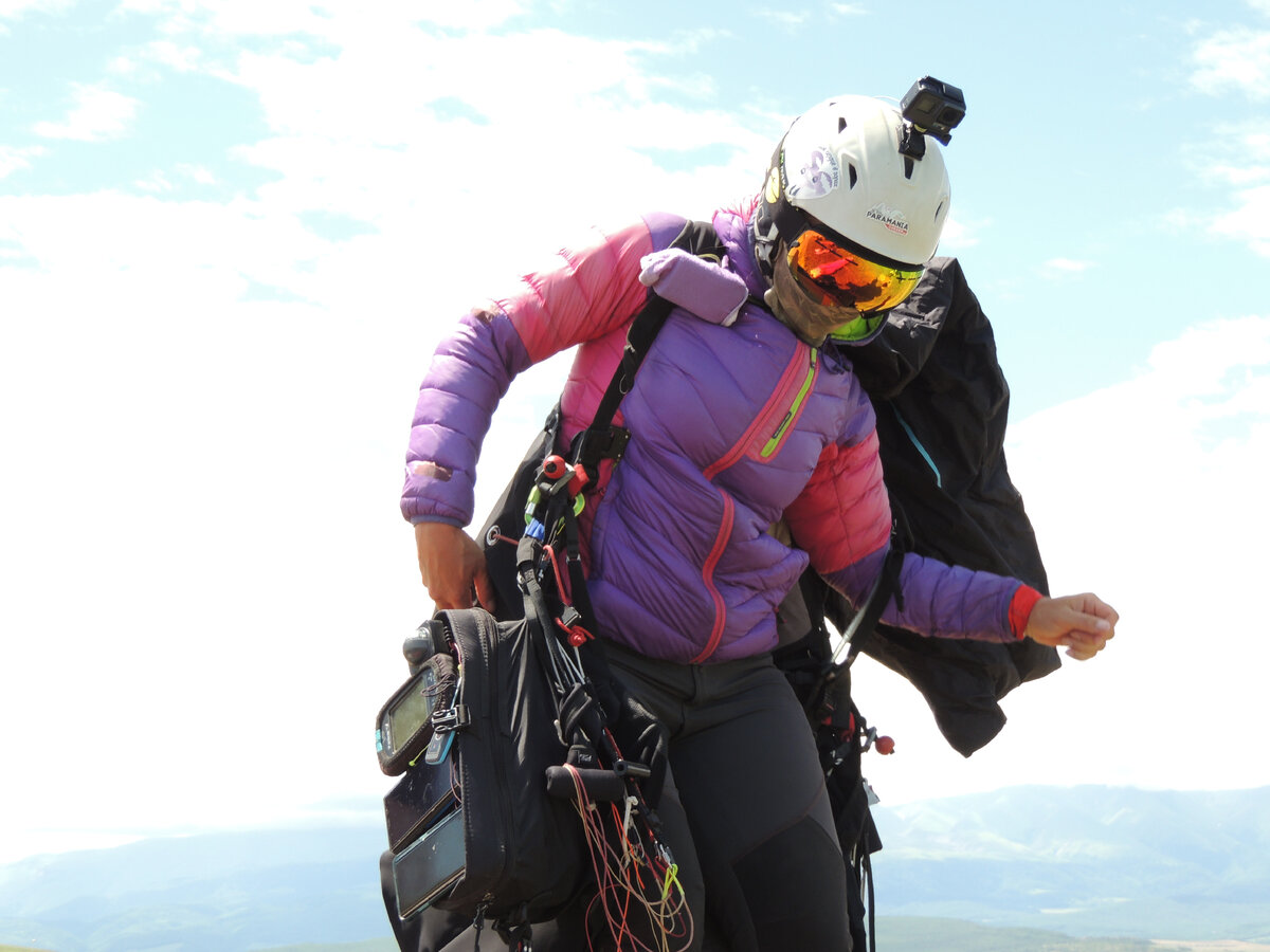 Чемпионка России - Людмила Вагина готовится к полёту