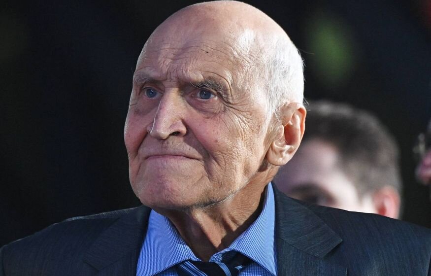    Телеведущий Николай Дроздов попал в больницу