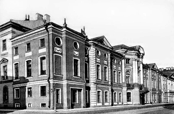 Фрагмент здания Министерства юстиции в Петербурге: Малая Садовая, 1/ Итальянская. https://pastvu.com/p/126556