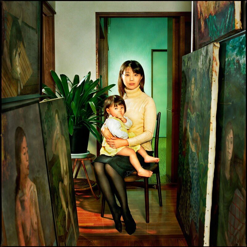    Молодая мама по имени Сайтама и ее дочка, 2003