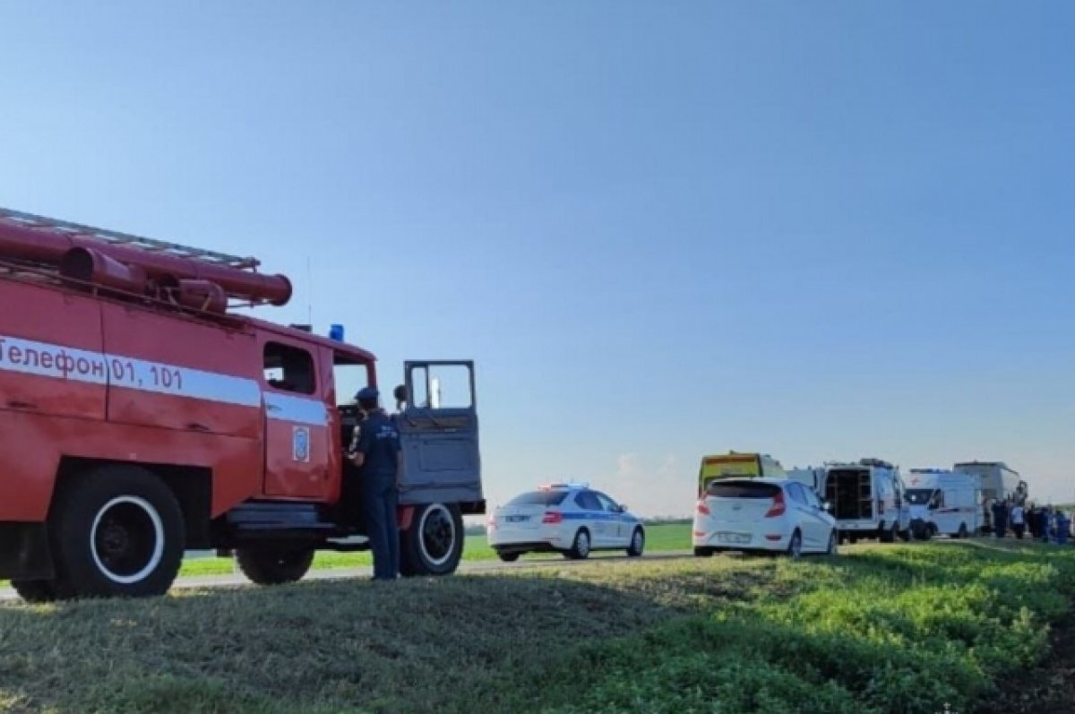    Два человека погибли в результате ДТП с автобусом и грузовиком на Кубани