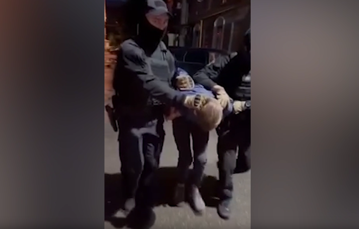    Кадр из видео