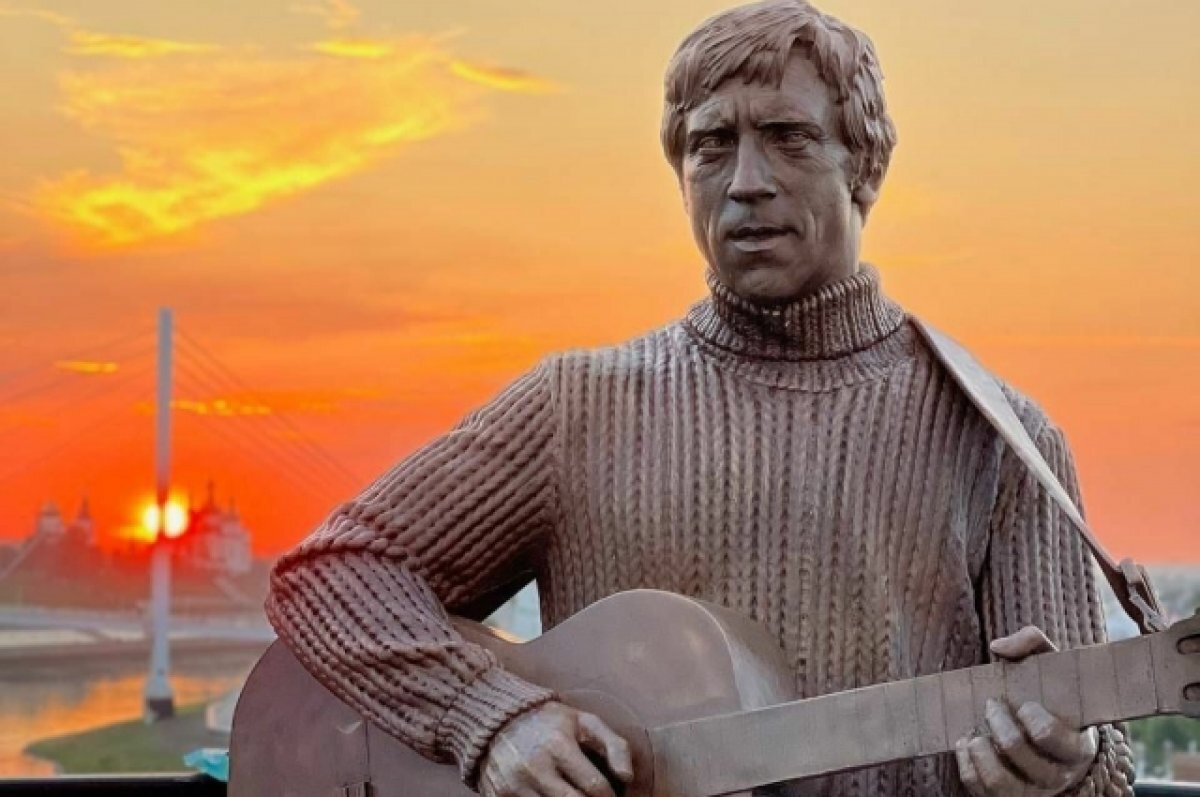    «Безумные» нефтяники и частные концерты.