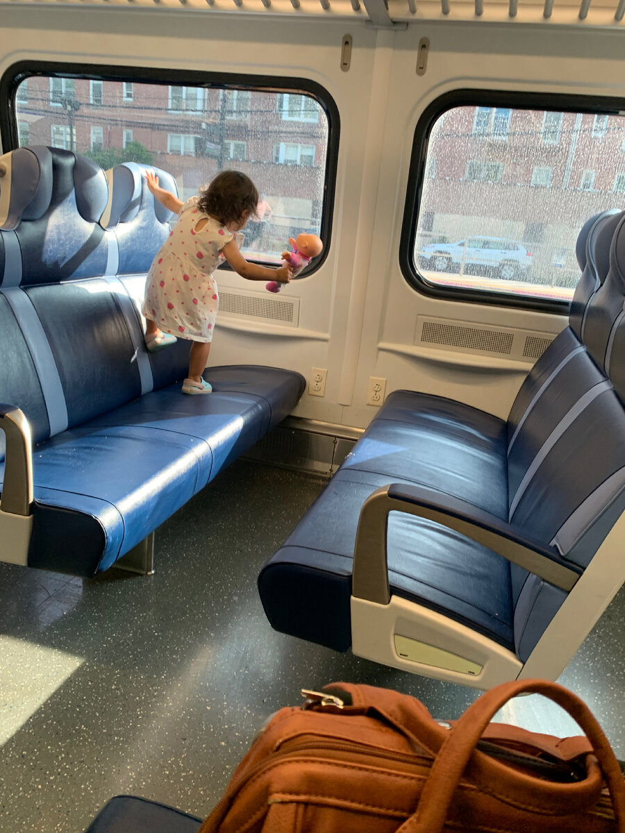 С нами естественно отправилась Бэйби (то бишь кукла), а как без неё. 