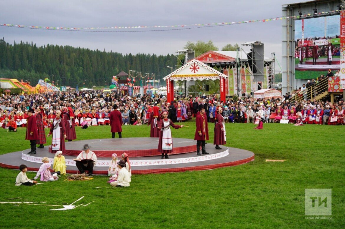 Праздник Питрау. Поляна праздник. Поляна любви Карталы. Поляна любви.