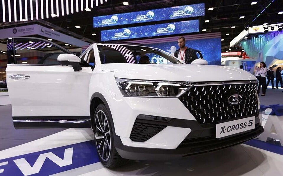 Lada X-Cross 5
