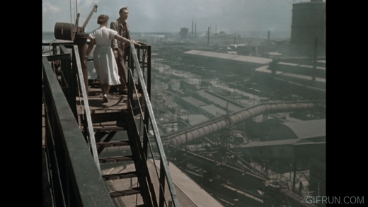 Гиф создан автором по фрагменту фильма "Высота" А. Зархи, 1957 г.