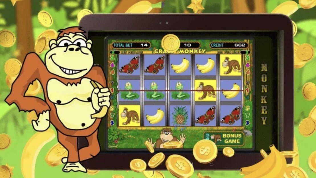 Игровой манок. Игры с обезьянами в слотах. Crazy Monkey игровой аппарат. Игра слот мартышка. Обезьянка с автоматом.