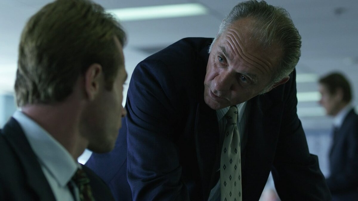 На подозреваемого Гордон выходит не сам - дело Милата ему передал начальник. 