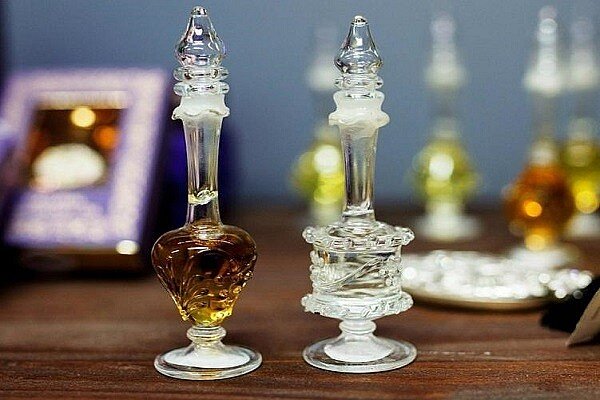 Духи на масляной основе очень стойкие