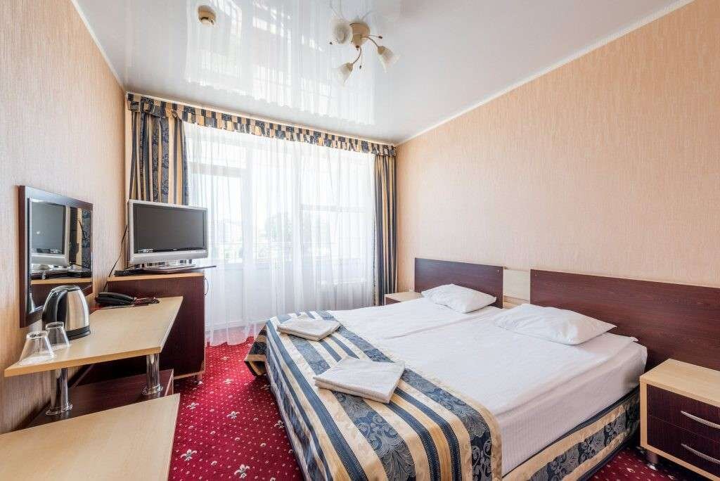 гостиница «робинзон 2*» (анапа). гостевой дом фотини анапа. анапа 2022 высокий берег. гостиницы анапа 2024. отель олимп анапа отзывы 2021 год фото.