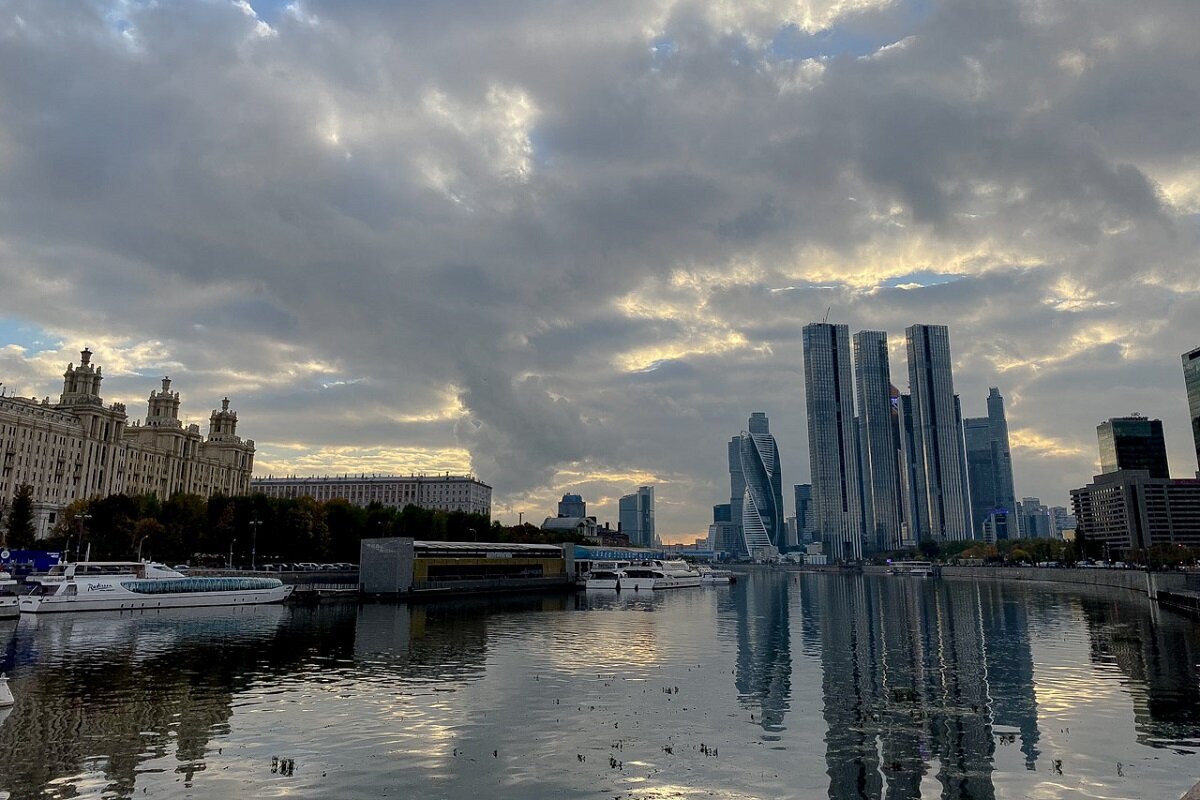 Москва gtm. Москва Сити с набережной Тараса Шевченко. Набережная Тараса Шевченко 10. Набережная Тараса Шевченко зимой. Москва Сити 2 Южный порт.