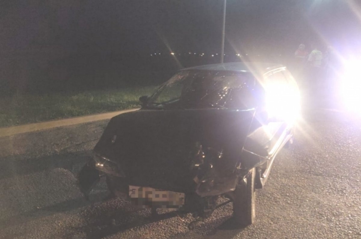    Подросток и двое мужчин пострадали в ночной аварии под Волгоградом