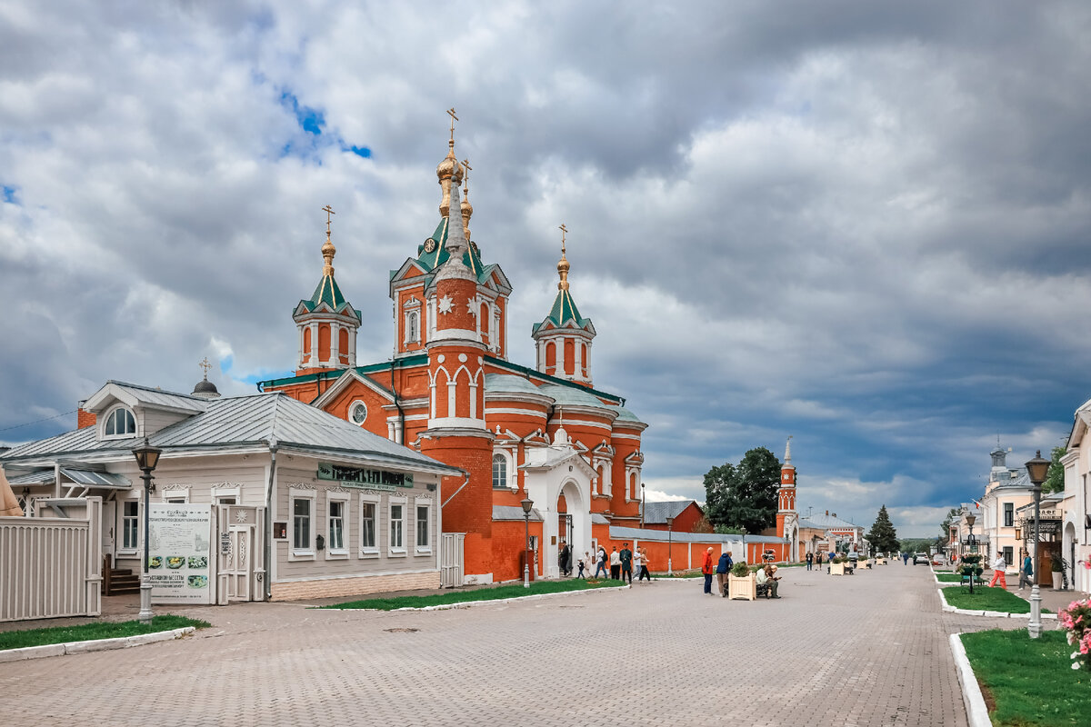 Крестовоздвиженский храм Коломна
