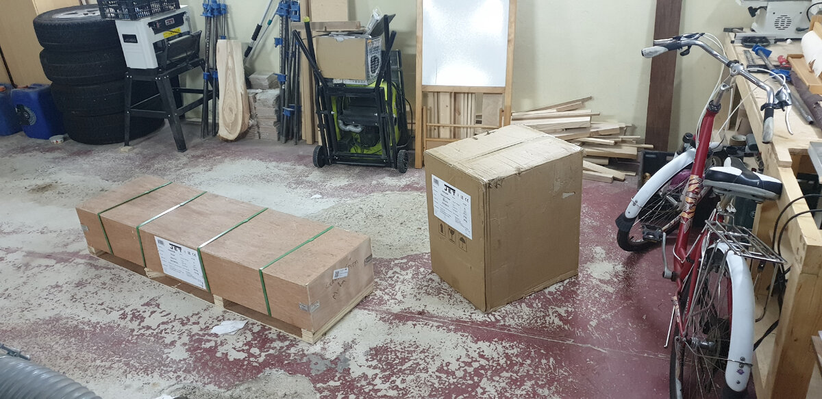 Допер его до мастерской на одном дыхании, как распаковывал и как прыгал от счастья описывать не буду. 