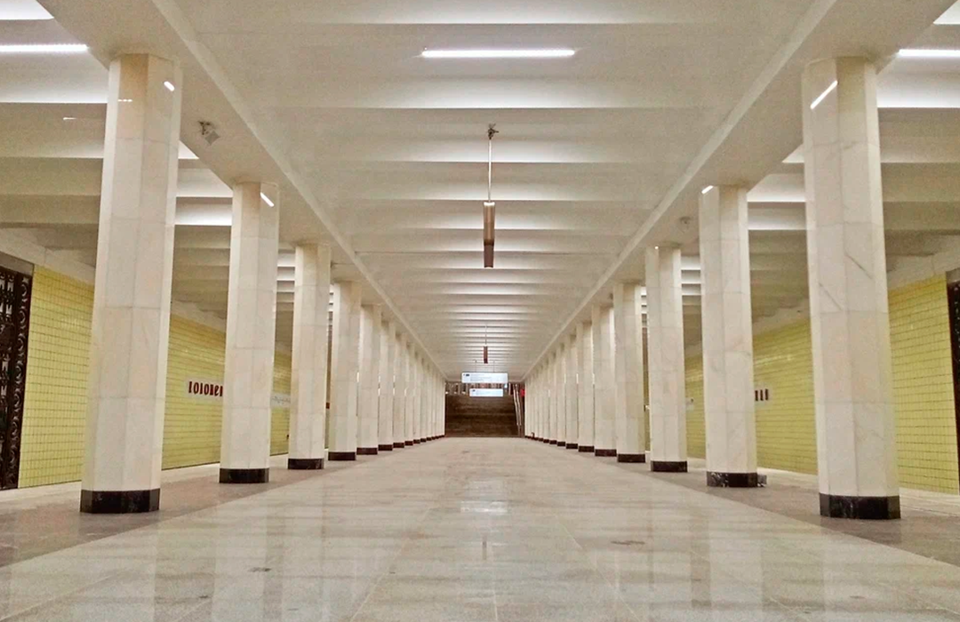 Станцию «Коломенская» открыли 11 августа 1969 года на участке «Автозаводская» - «Каховская».-9-4