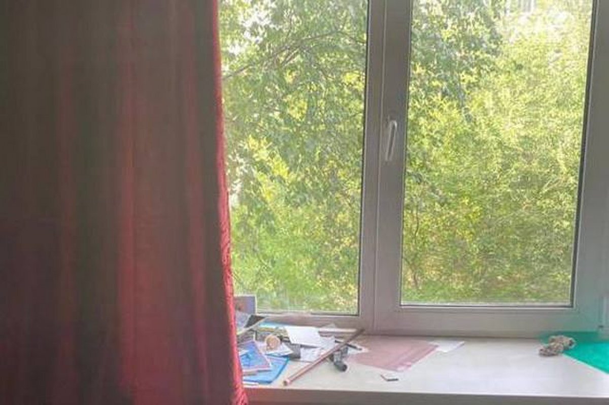    В Комсомольске-на-Амуре из окна выпал годовалый ребенок