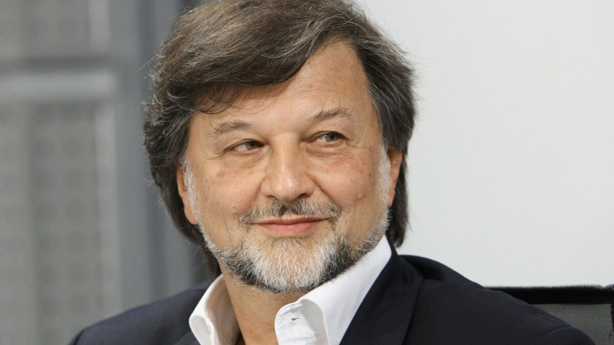    Деньги на ветер: народный артист России "облегчил" ворам жизнь© РИА Новости | Алексей Никольский