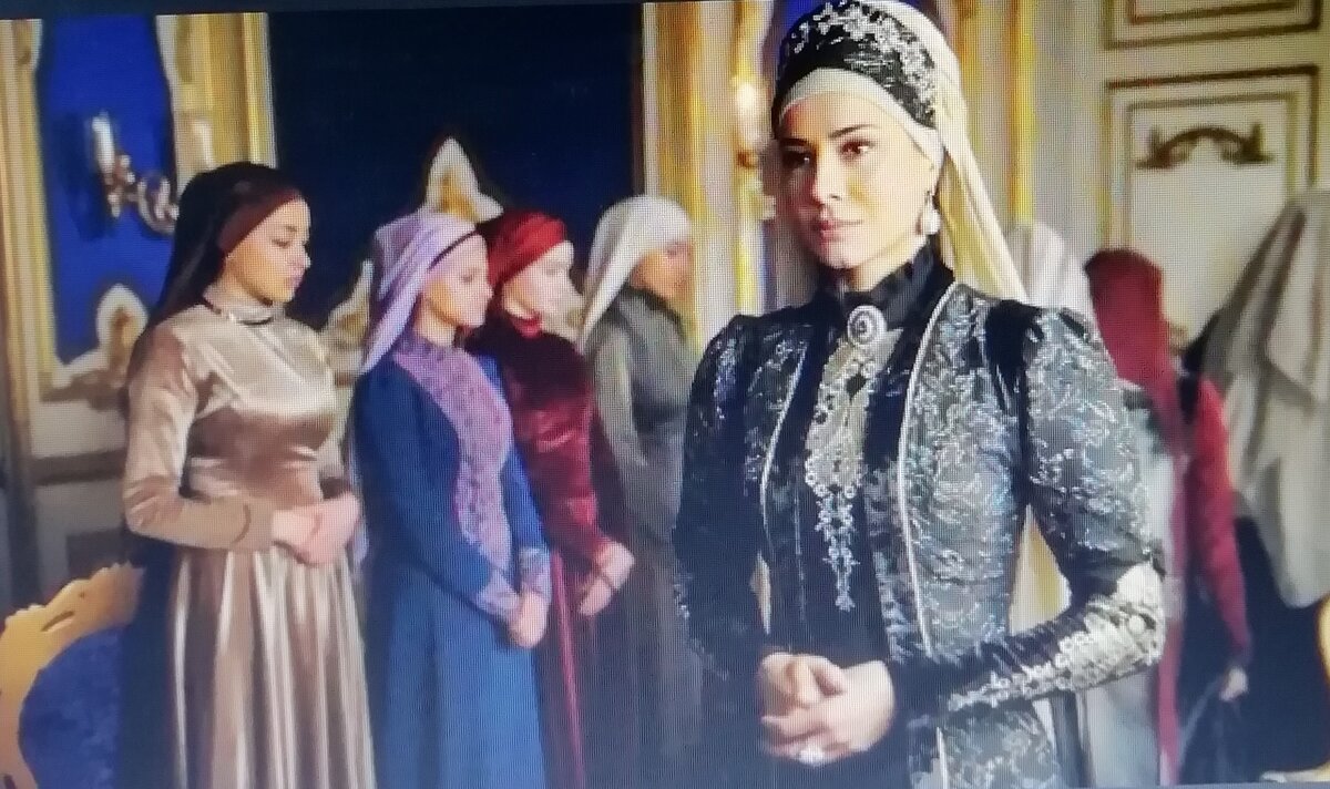 Мать Хызыра Айше-хатун