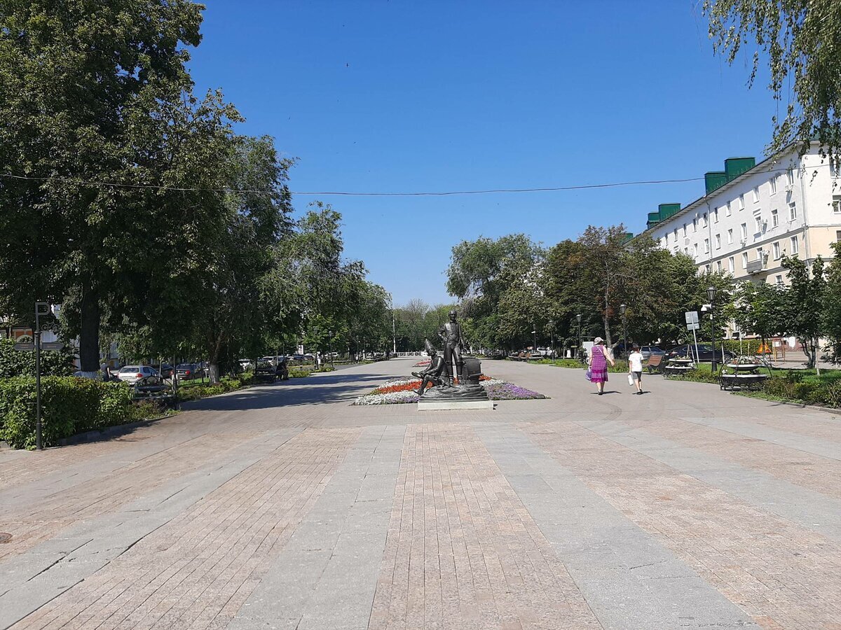 небольшой сквер