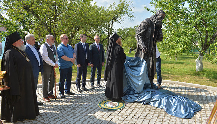 ФОТО: ОПТИНА ПУСТЫНЬ