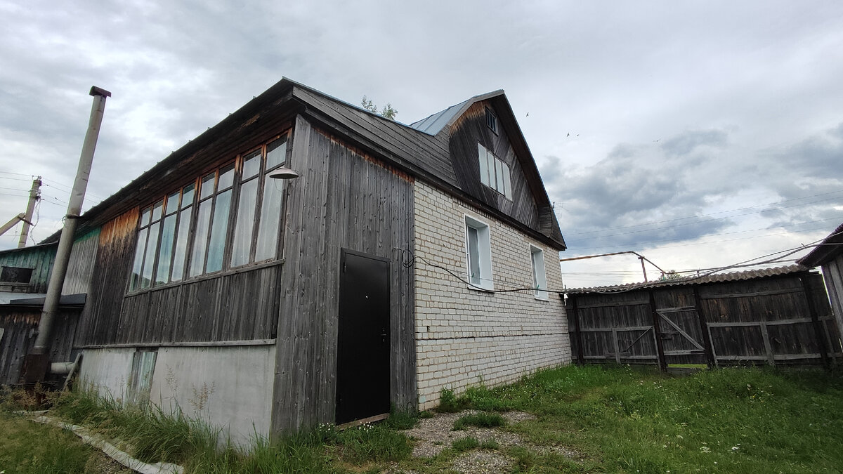 Купил дом в деревне и разорился | Сергей Горбунов о загородной жизни | Дзен