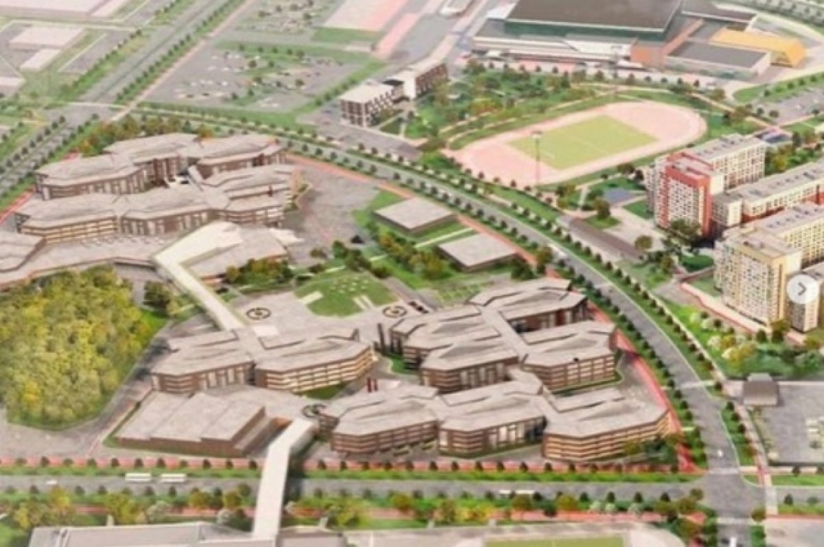    Школы и дороги.