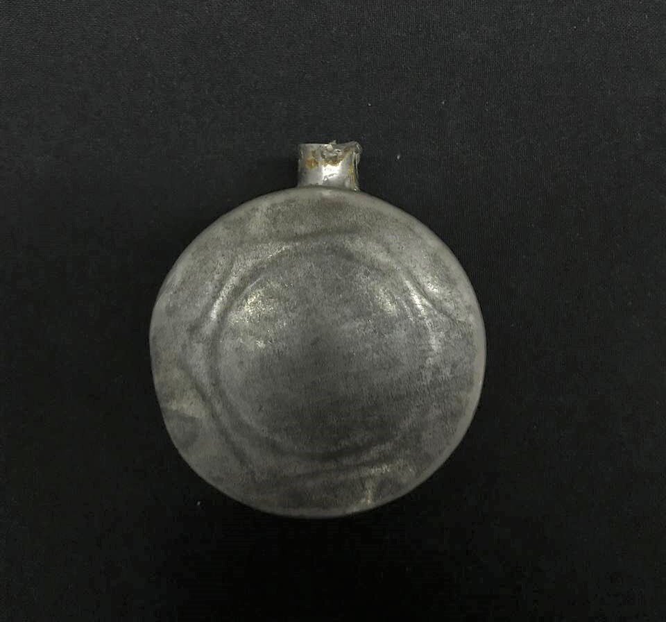 Фляжка для перевозки и хранения воды из источника Зам-зам. Татары. Конец XIX в. Из собрания Этнографического музея Казанского университета.