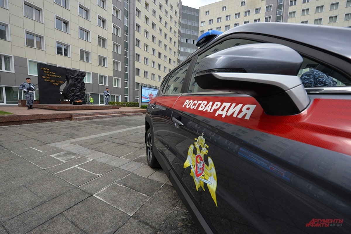    Госдума разрешила Росгвардии иметь на вооружении военную технику