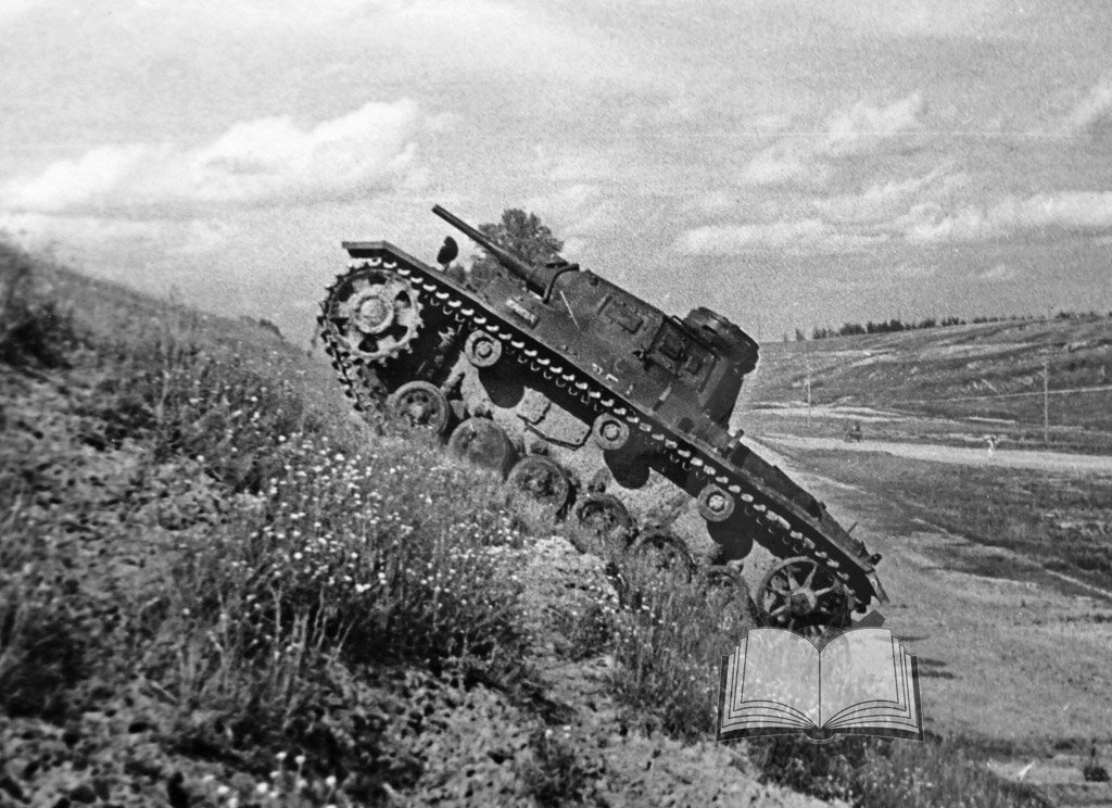 Трофейный Pz.Kpfw.III Ausf.H на испытаниях, лето 1942 года.