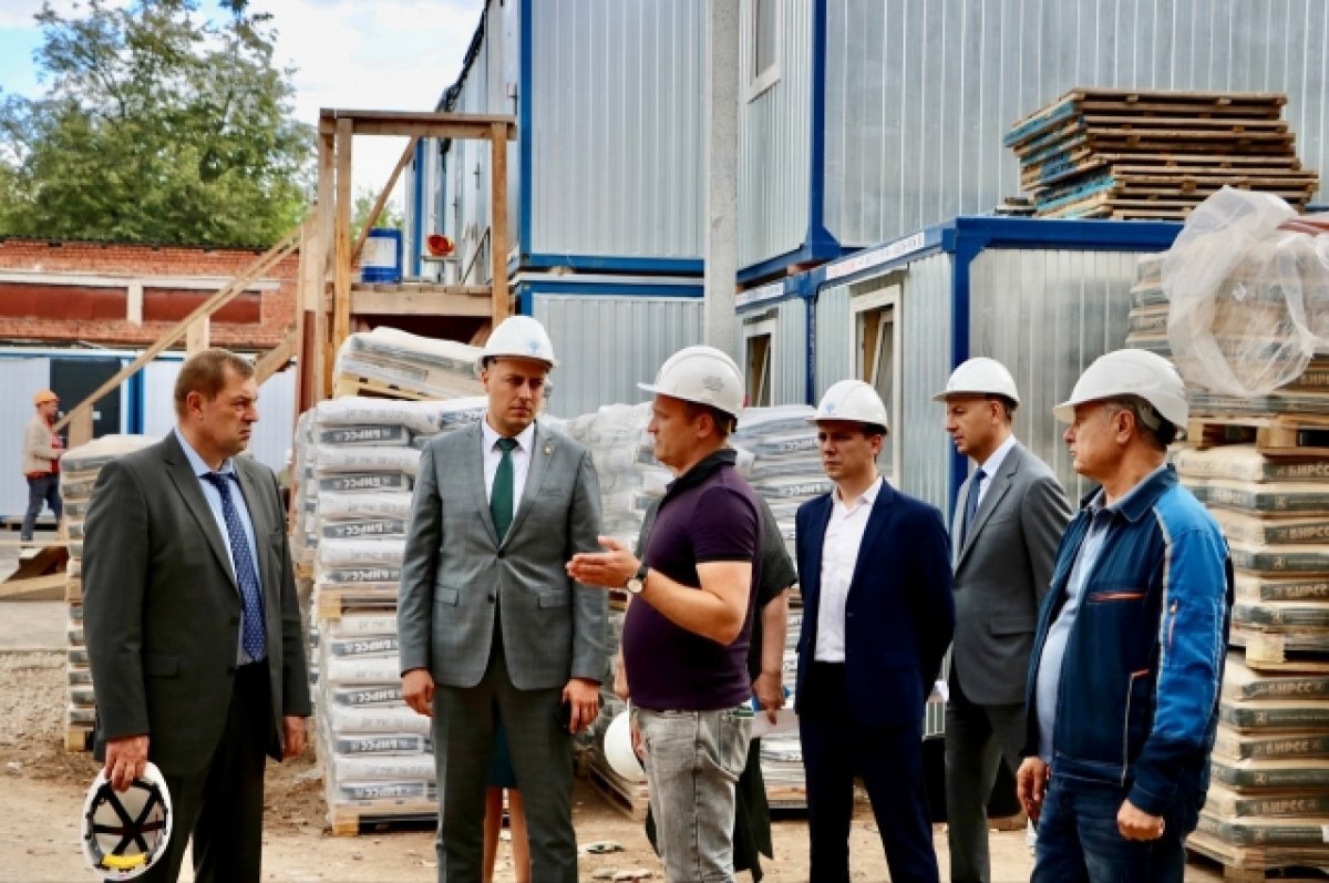    Артём Бранов рассказал, когда закончат ремонт в рязанской гимназии №2