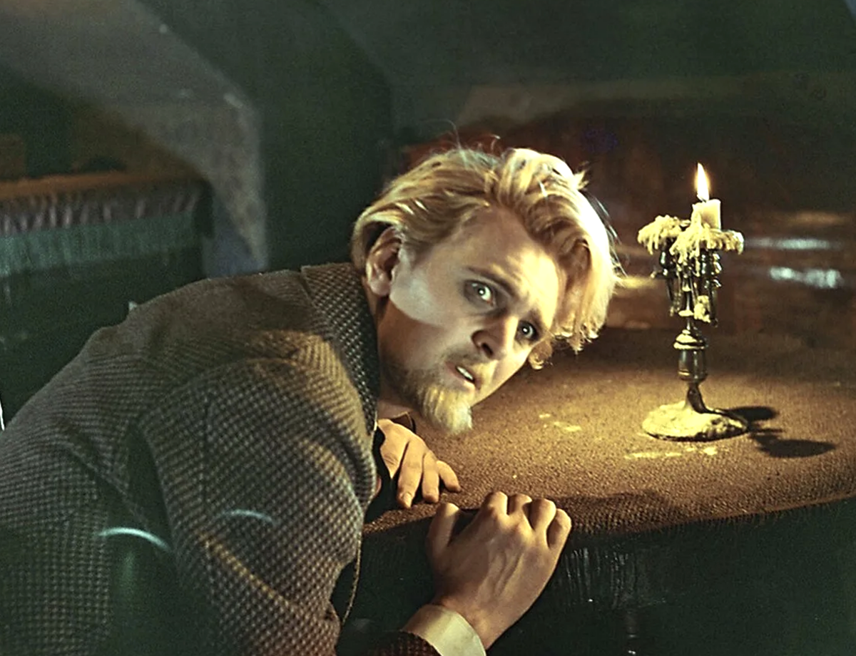 Юрий Яковлев в фильме "Идиот" (снимок с экрана)