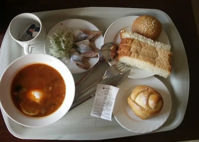  Многие туристы, приезжая в Кисловодск, бывают приятно удивлены вкусной и разнообразной пищей, ведь в этом курортном городе представлена не только кавказская, но и европейская и даже азиатская кухня.-6