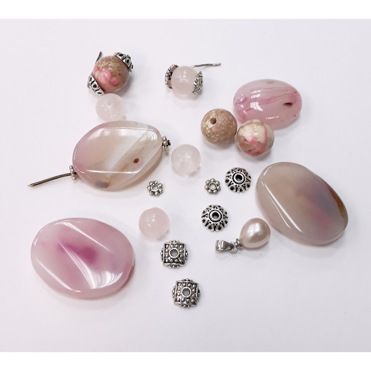 Микс камней на браслет. И листаем галерею )))
