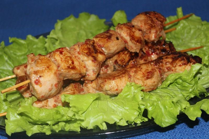 Куриные шашлычки в духовке. Шашлык на шпажках. Куриные шашлычки на шпажках. Шашлык на шпажках в духовке. Шашлык на шпажках в духовке из курицы