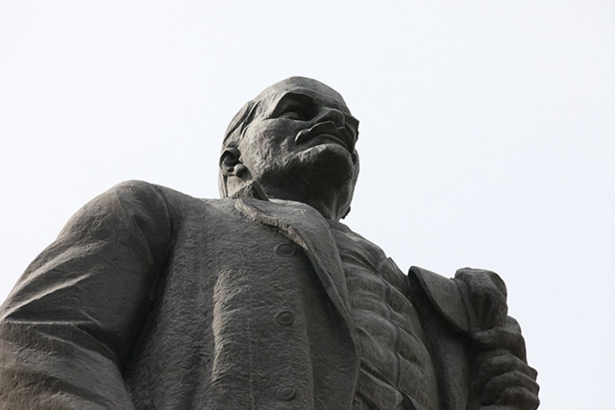    Вождь в забвении.