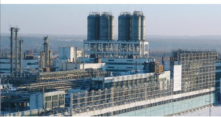 Нефтехимзавод города Томска, из интернета.