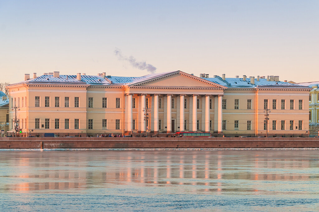 Академия наук в Санкт-Петербурге. История и интерьеры здания | Прогулки по  Санкт-Петербургу | Дзен