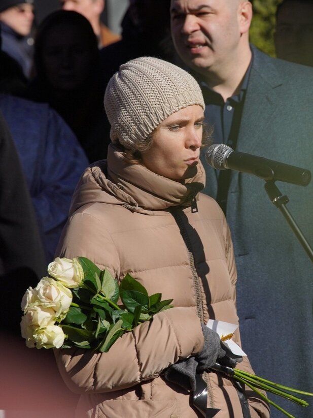 Анастасия владимировна петрова дочь жириновского фото Больше года прошло со дня смерти политика, но судьба наследства так и не решена.